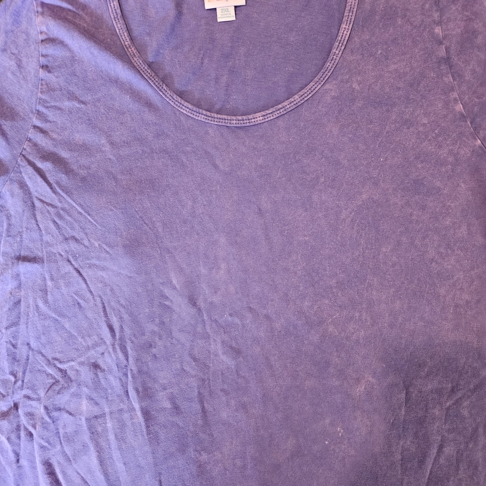 LuLaRoe Lavender 2XL CLASSIC-T Acid Wash Look.